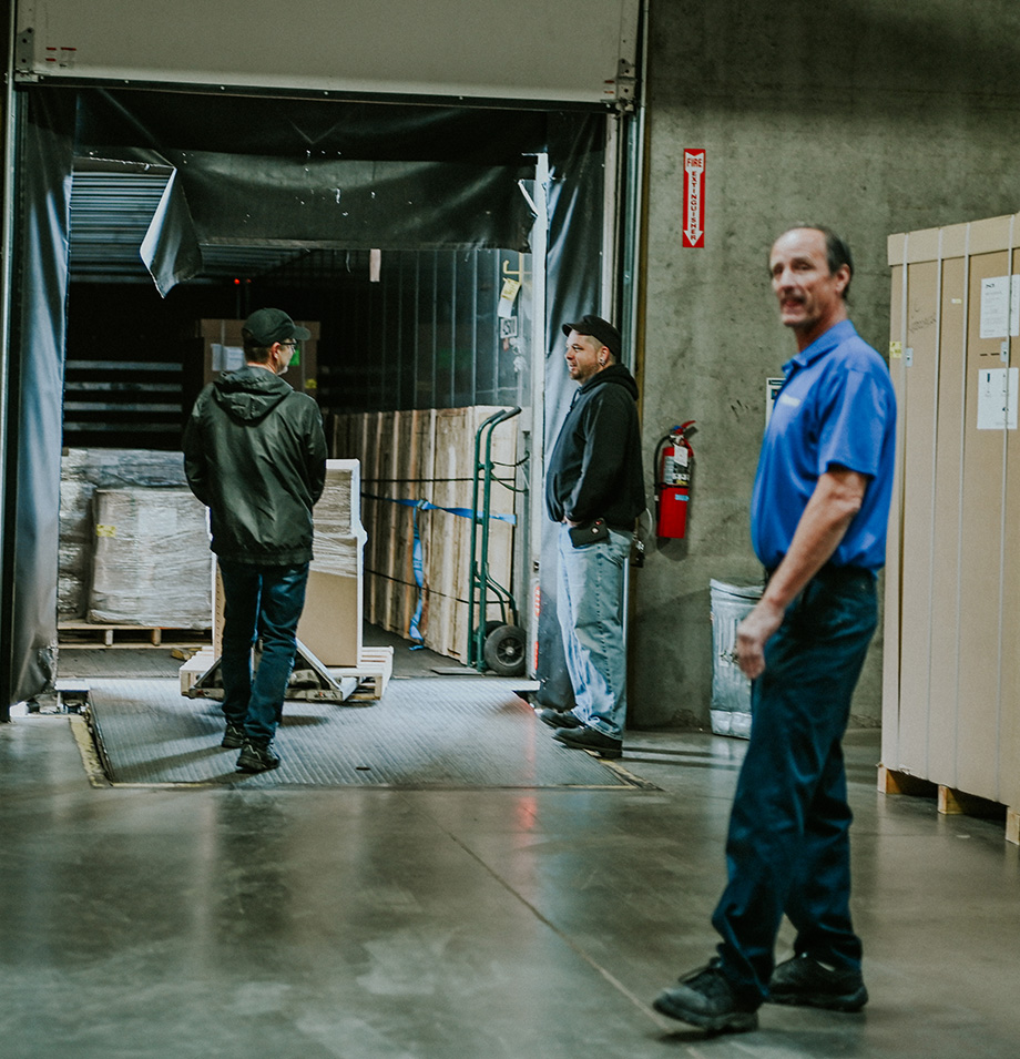 Planes Movers loading truck