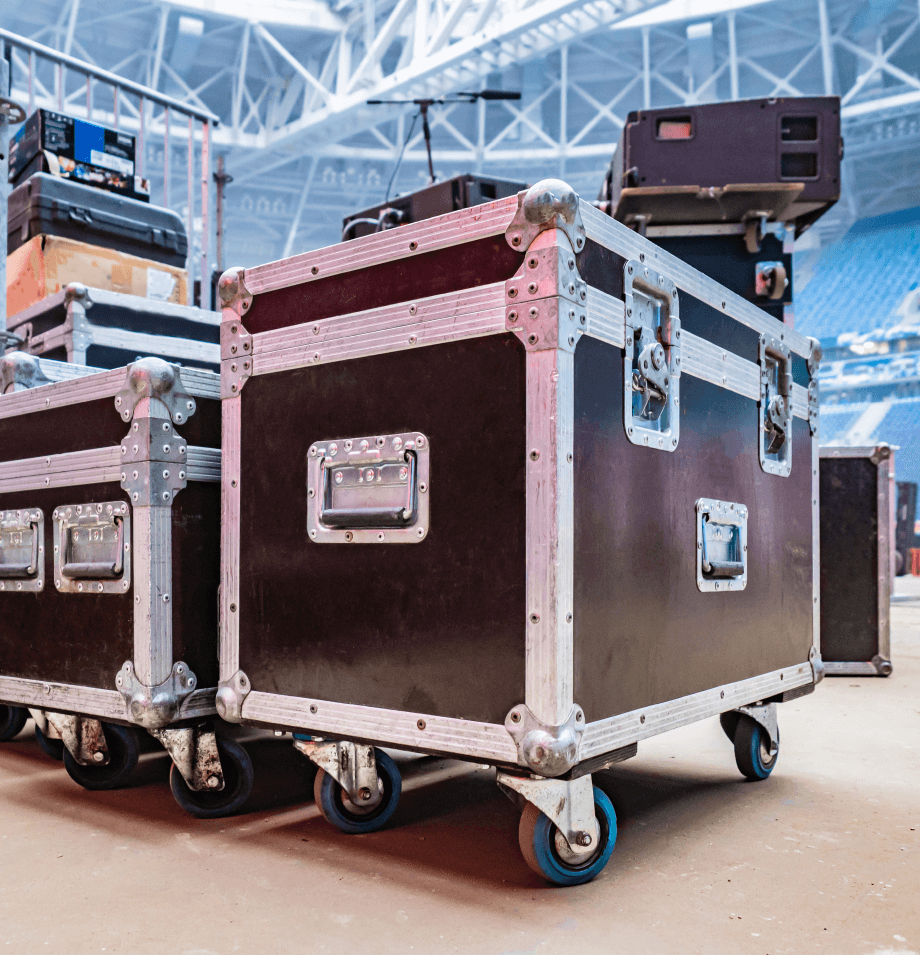 Planes Specialized Logistics moving sound equipment